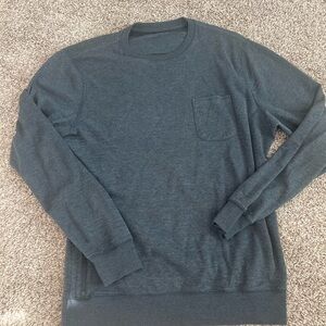 Vuori Men's Jeffrey blue gray sweatshirt size large